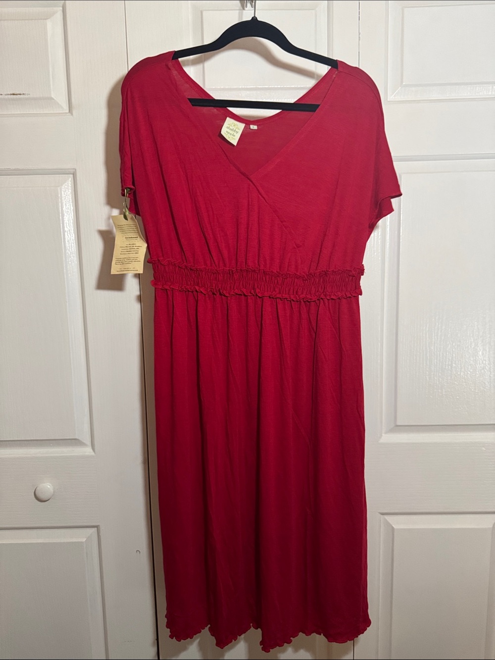 Shabby Apple Red V-Neck Smocked Waist Midi Dress